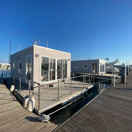 Marina Del Gargano Houseboat Hotel Manfredonia Exterior photo