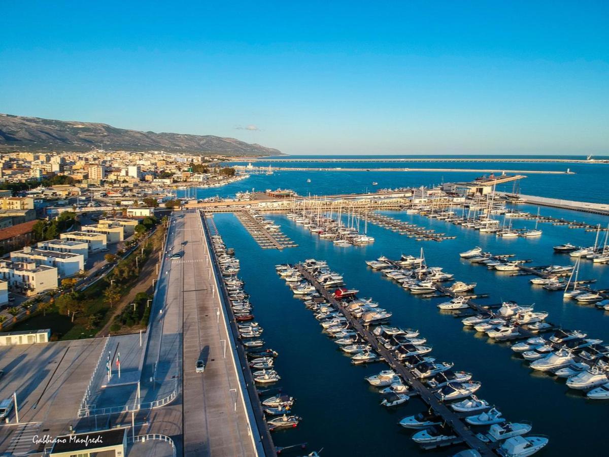 Marina Del Gargano Houseboat * Manfredonia