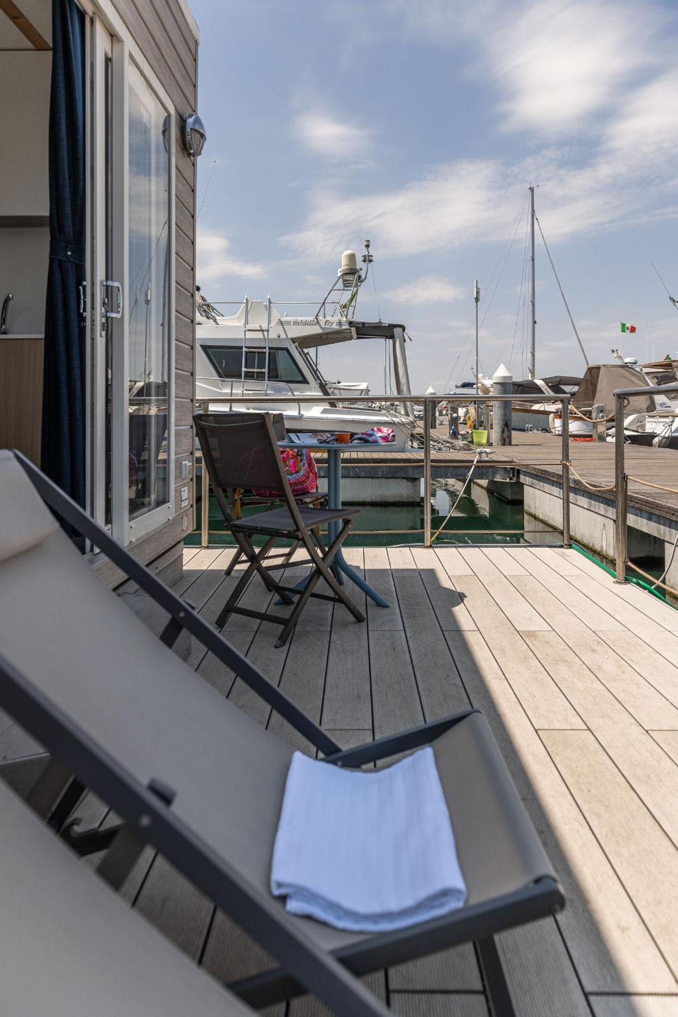 Marina Del Gargano Houseboat * Manfredonia