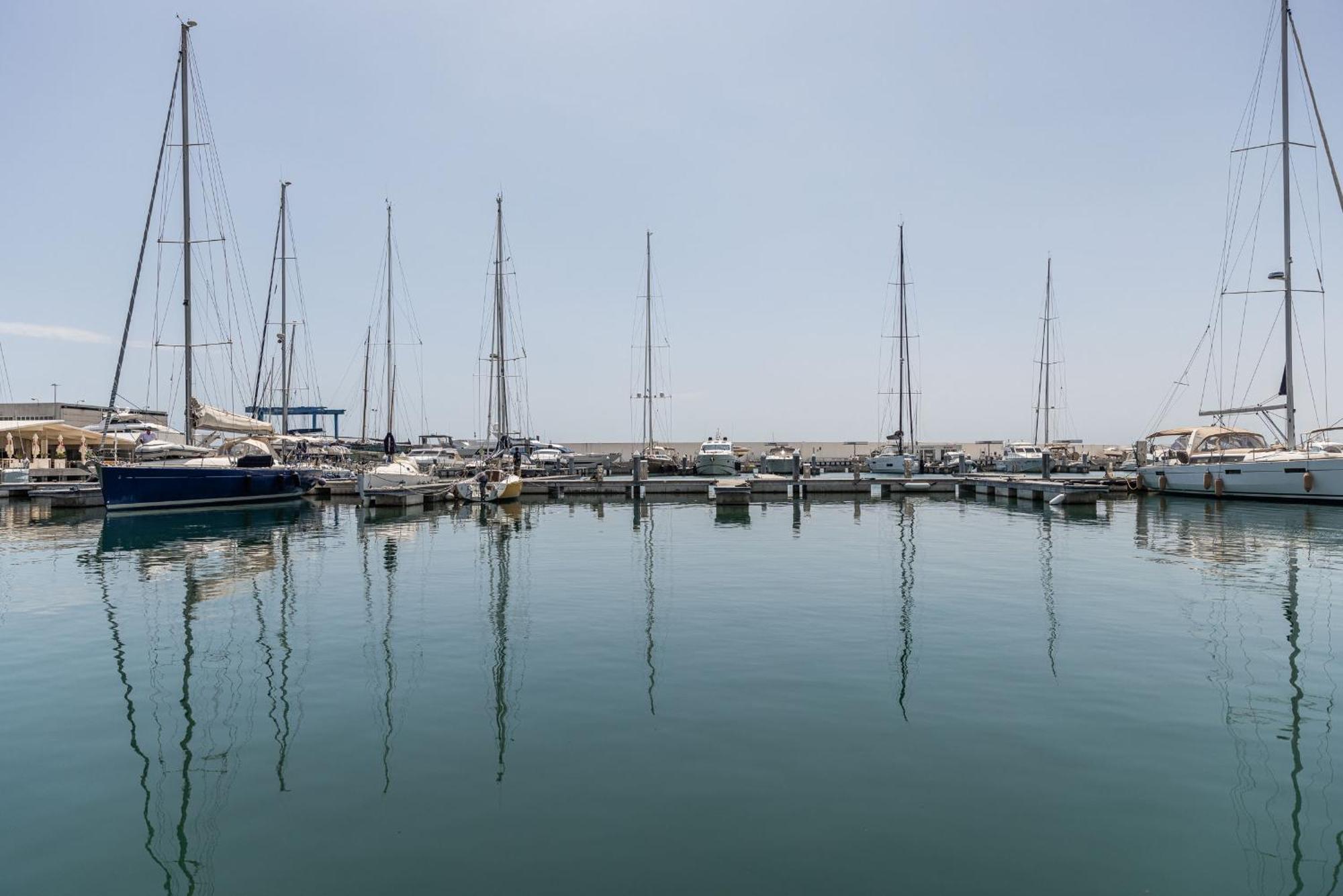 Marina Del Gargano Houseboat Manfredonia